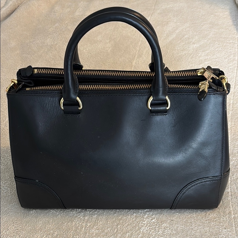 Lauren Ralph Lauren Black Leather Satchel - Picture 2 of 12
